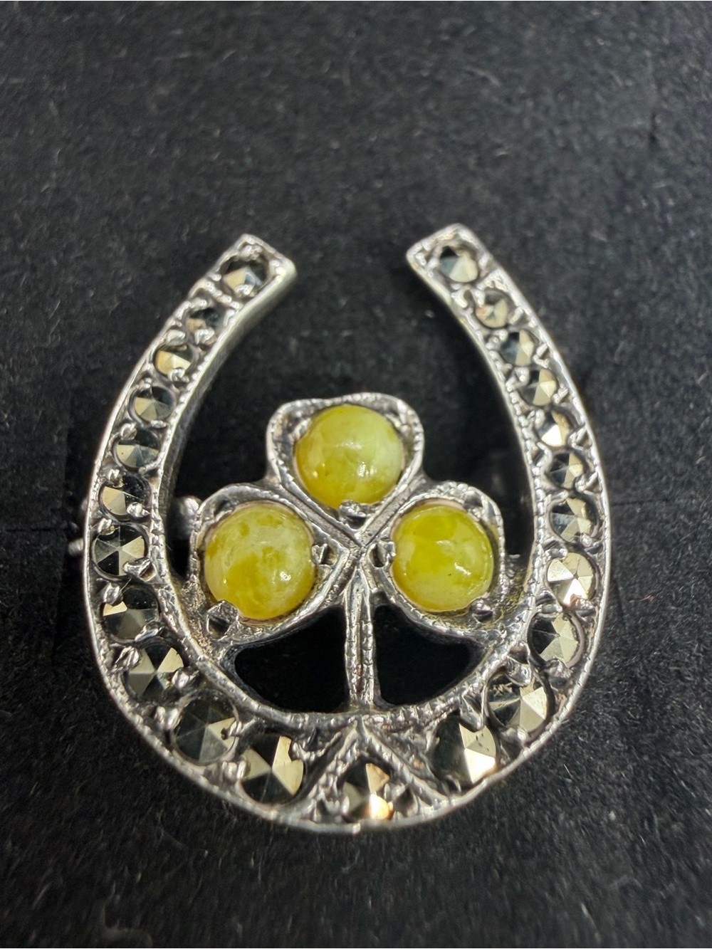 Vtg 925 Silver Irish lucky Shamrock with Connemara marble stones and marcasite